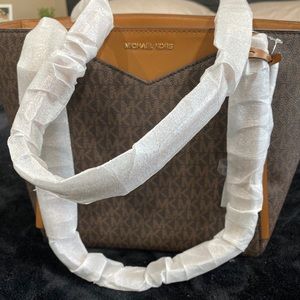 Brown Michael Kors Shoulder Bag